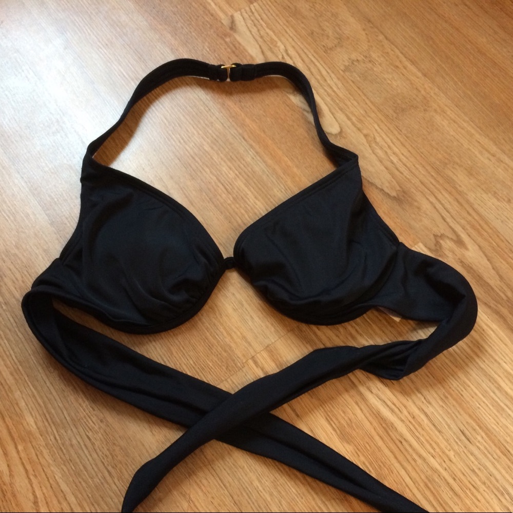 Victoria’s Secret bathing suit top